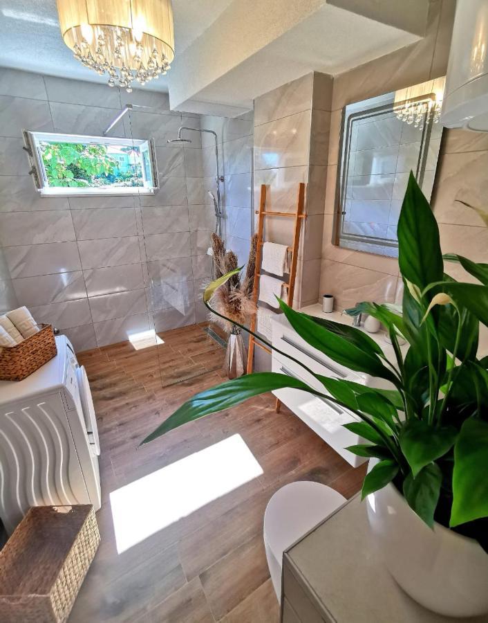 Elegance Suite Mary Orebic Luaran gambar