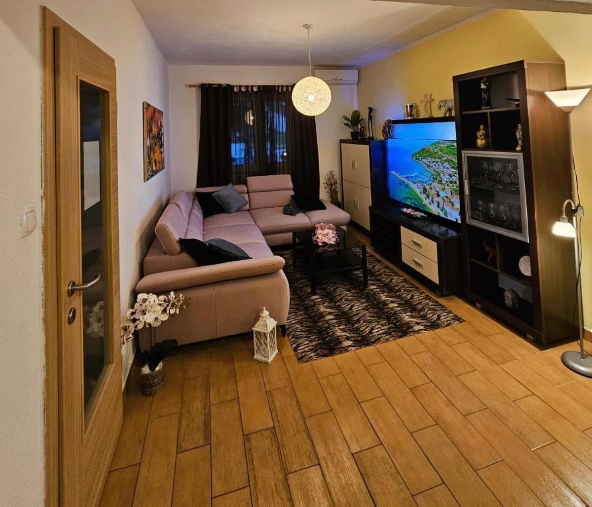 Elegance Suite Mary Orebic Luaran gambar