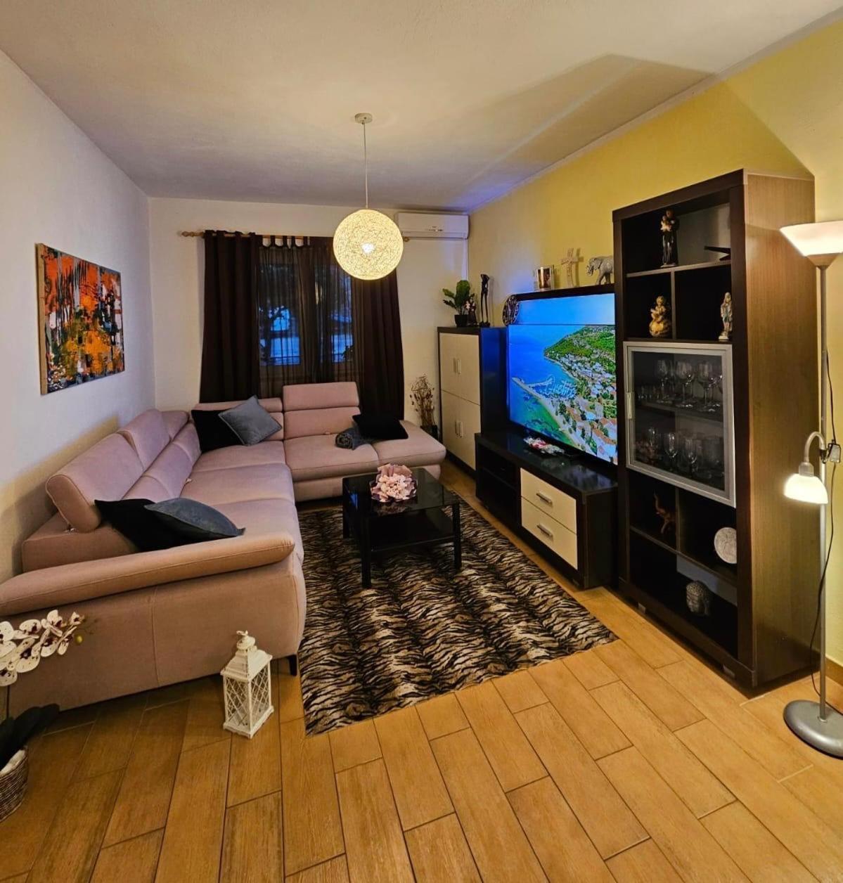 Elegance Suite Mary Orebic Luaran gambar
